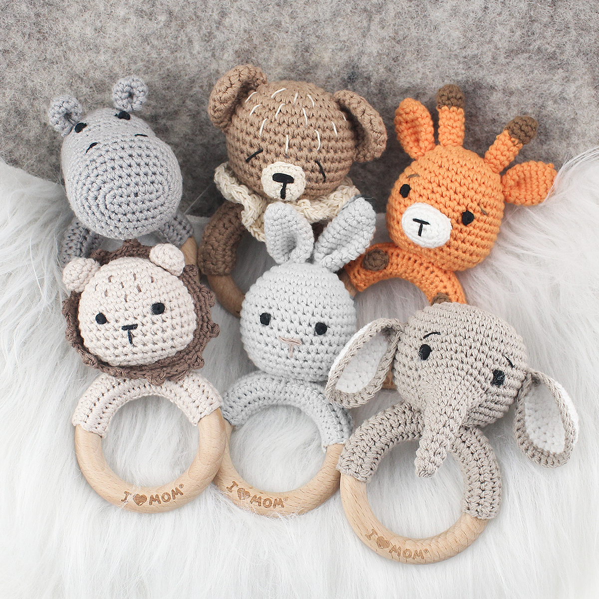 Jirafa de Crochet Sonajero Ruby Abalorios